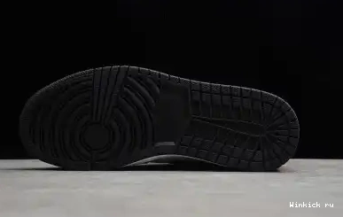 ORANGE” MID AIR “TURF JORDAN 1 0704